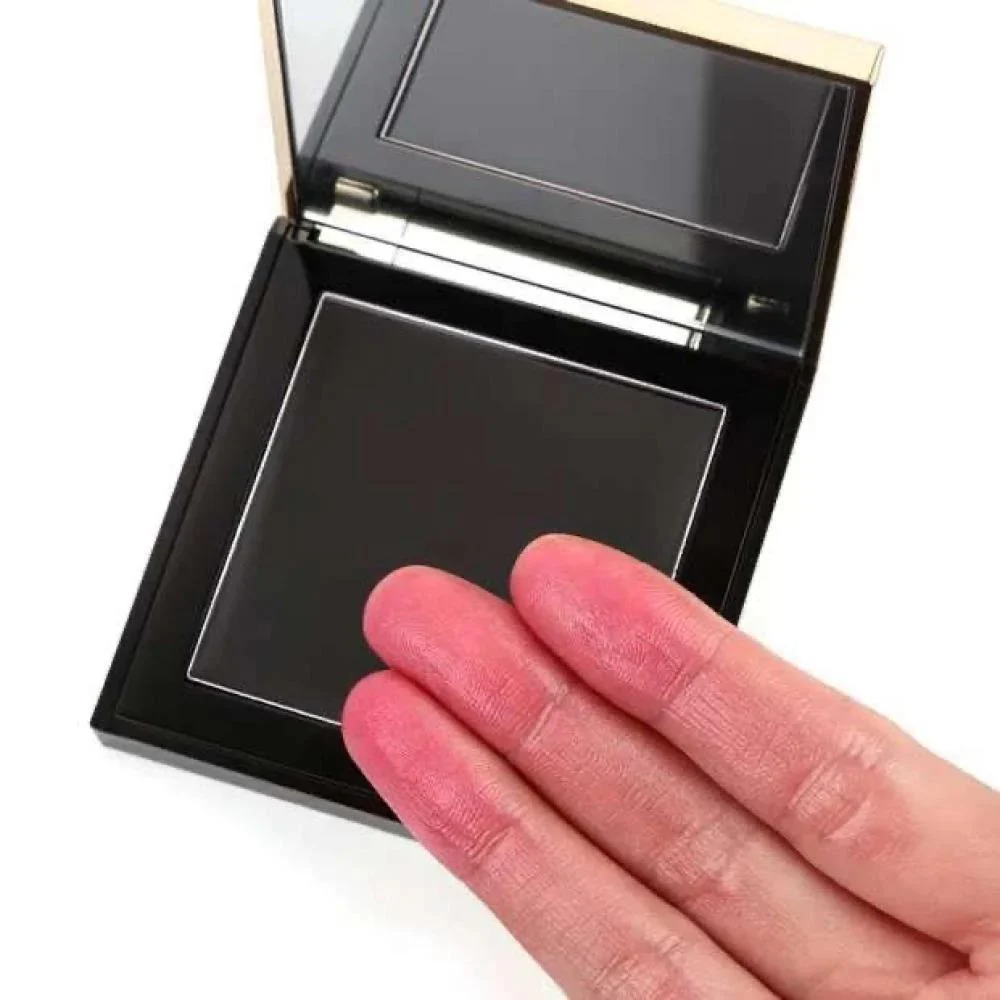 ساره بيوتي احمر الخدود و الشفايف