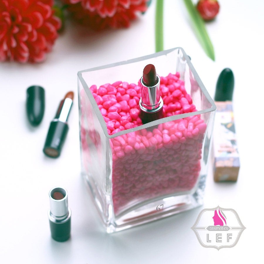 روج ليف مخملي مطفي ثابت مدعم بشمع العسل للاستخدام اليومي - RABAT 19 |