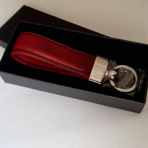 علاقة مفاتيح فاخرة من الجلد الطبيعي صناعه يدوية