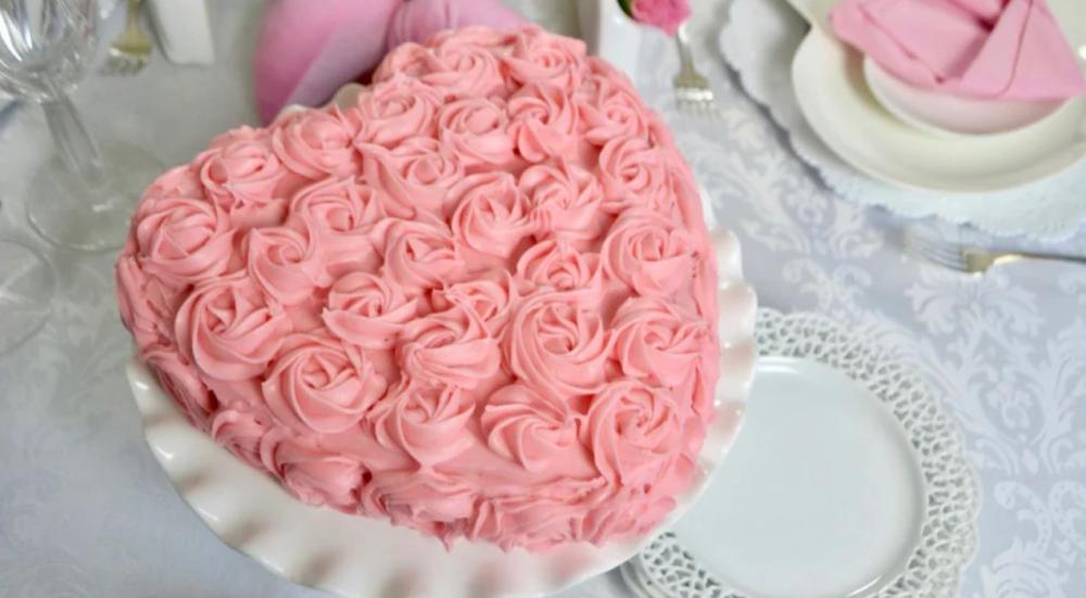 Love cake shapes