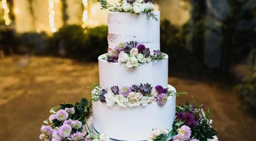 wedding cake