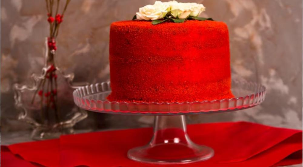 Red cake shapes