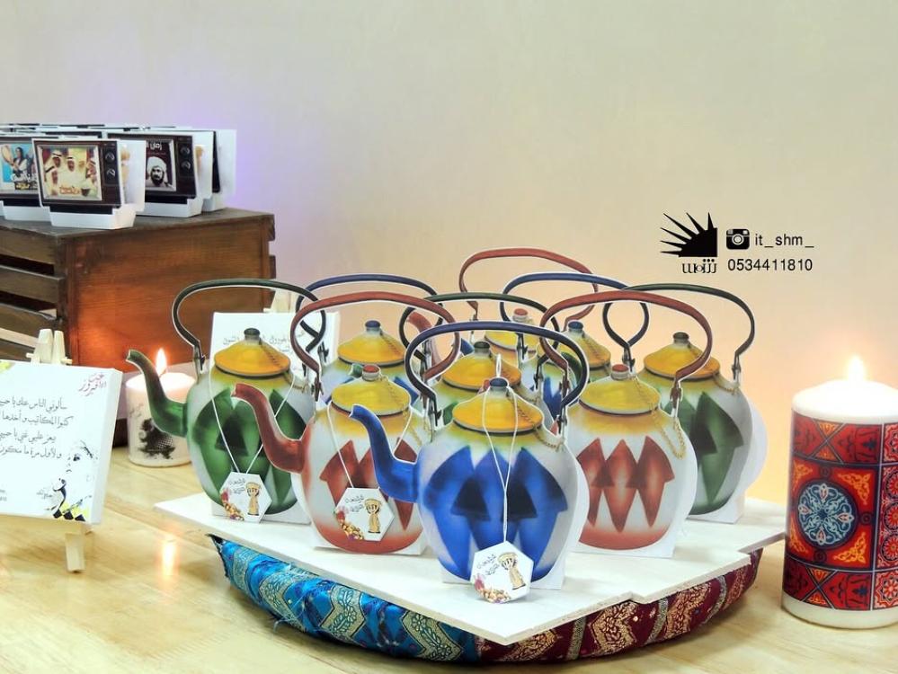 توزيعات التأسيس و يوم الجدة ابريق قديم 18 حبة