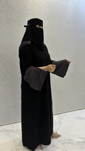 عباية ساره