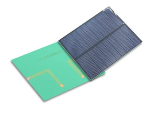 لوح طاقة شمسية