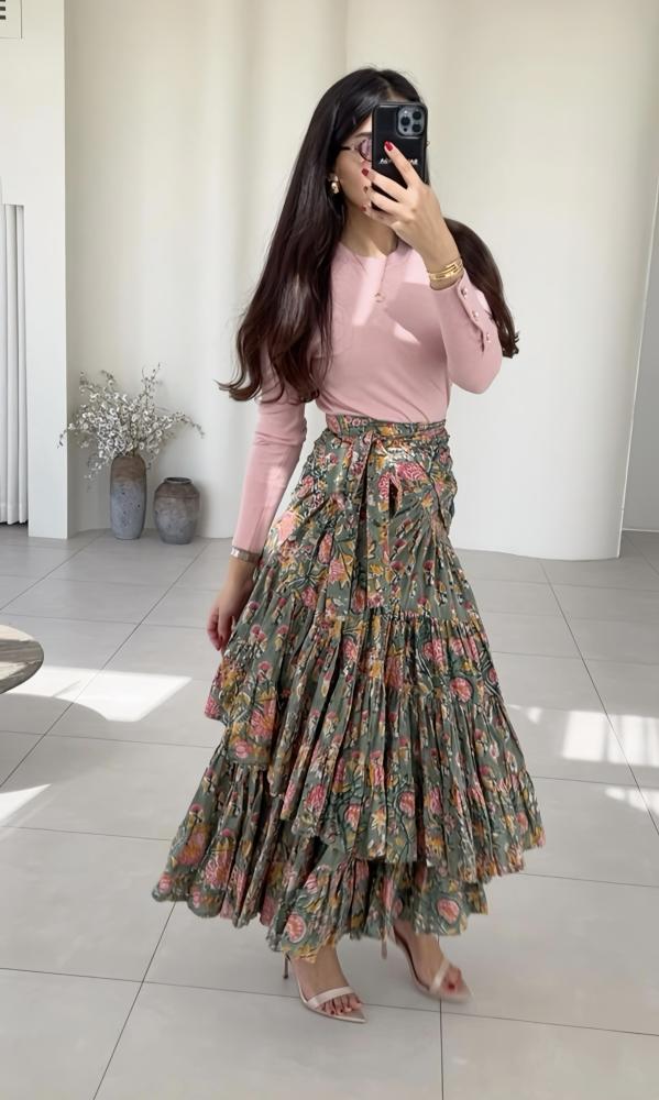 تنورة قرين فلور