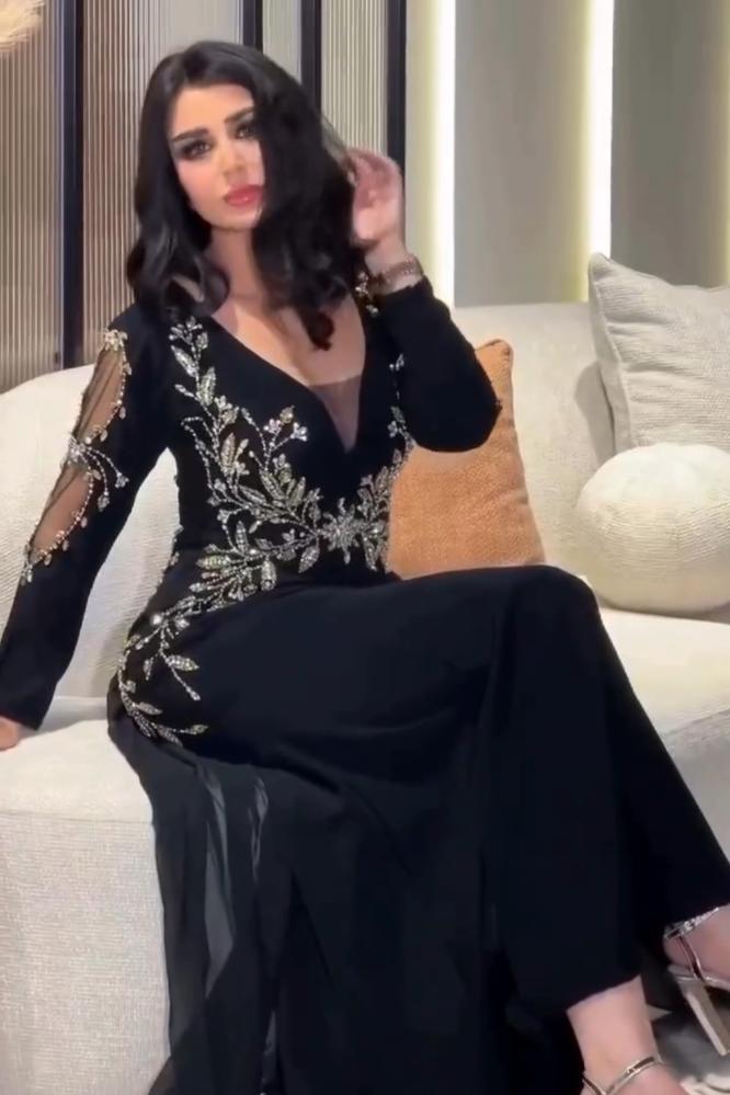 فستان خامة شيفون تطريز كمبيوتر