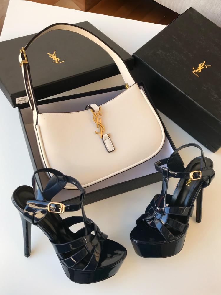 طقم سان لوران