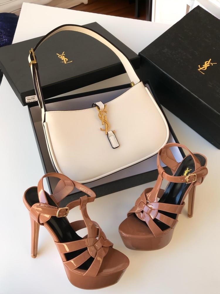 طقم سان لوران