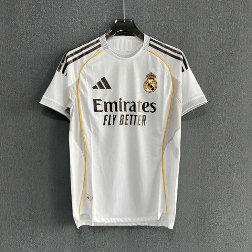 تيشرت ريال مدريد ابيض2026