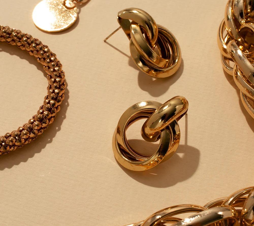 The Ultimate Guide to Choosing the Perfect Engagement Ring