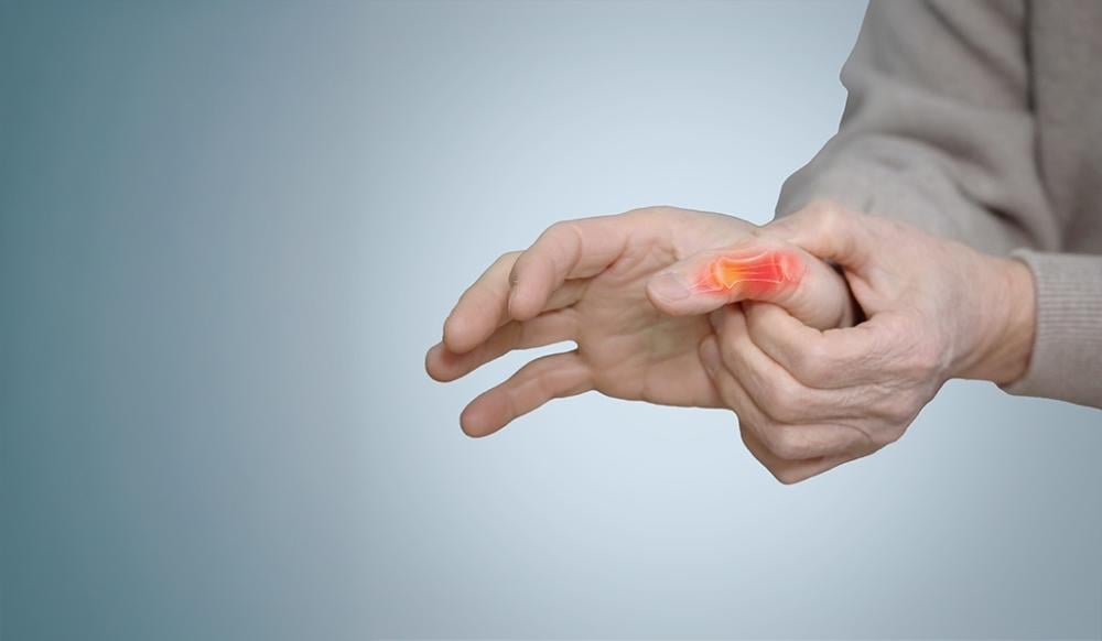 أعراض نقص فيتامين ب 12 وتأثيره على الجسم