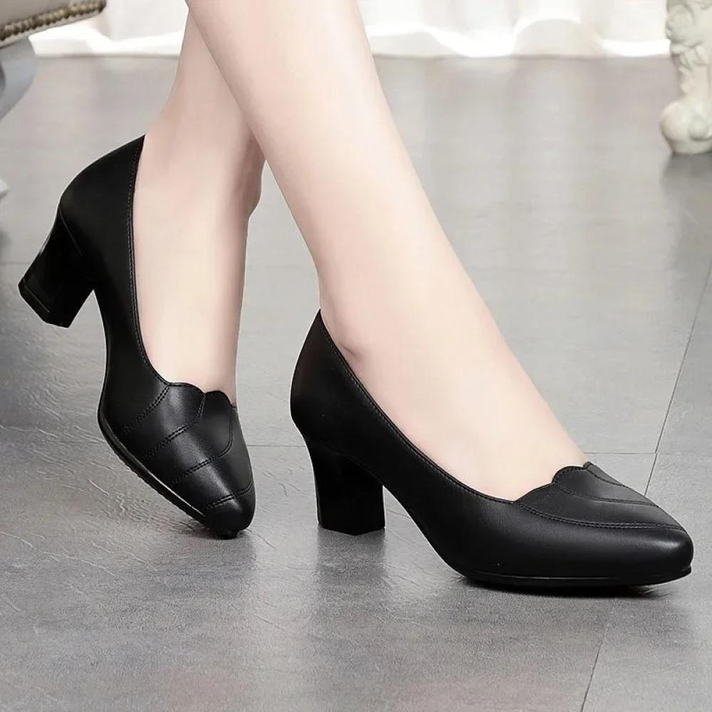 أحذية نسائية من Sapatos Femininas