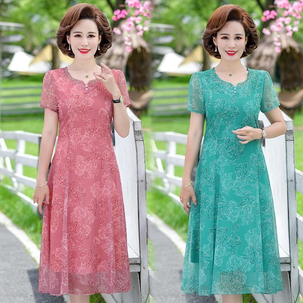 ملابس نسائية أنيقة صيفية