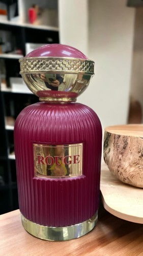 عطرROUGE