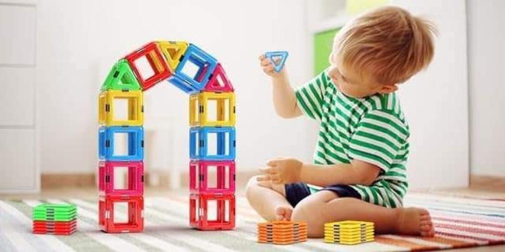 لعبة مكعبات بناء مغناطيسية - 68 قطعة لتنمية الإبداع الهندسي المصغر