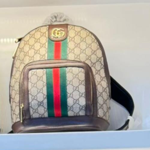 حقيبة ظهر وسط جوتشي Gucci