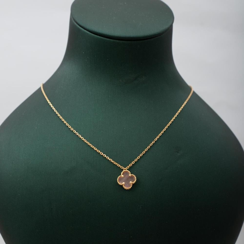 18 karat gold necklace