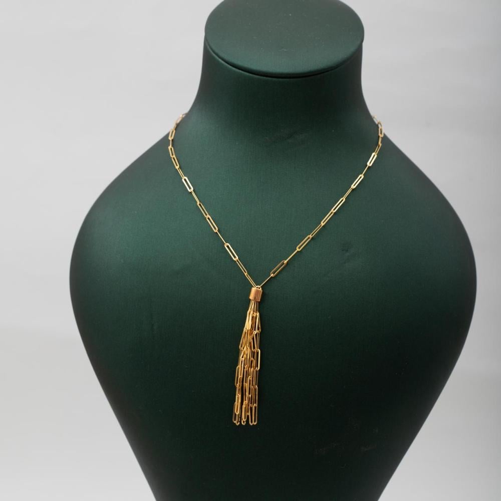 18 karat gold necklace
