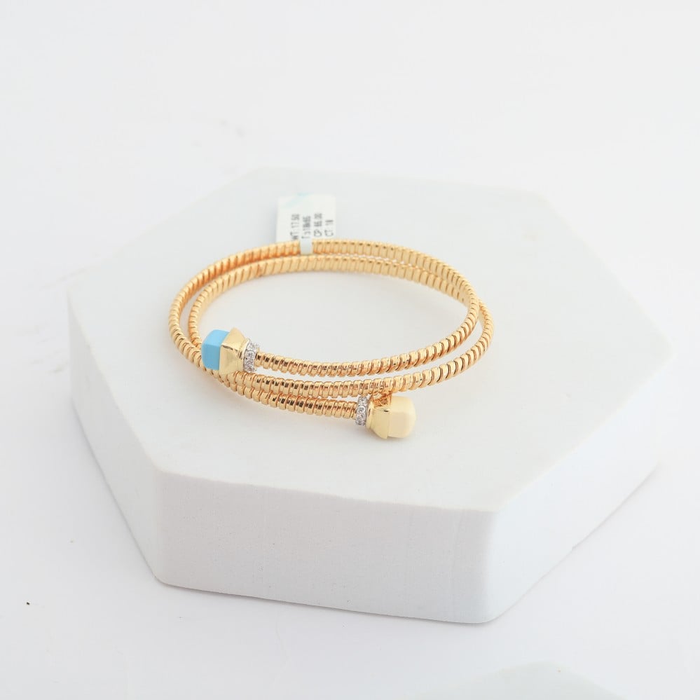 18 karat gold bracelet