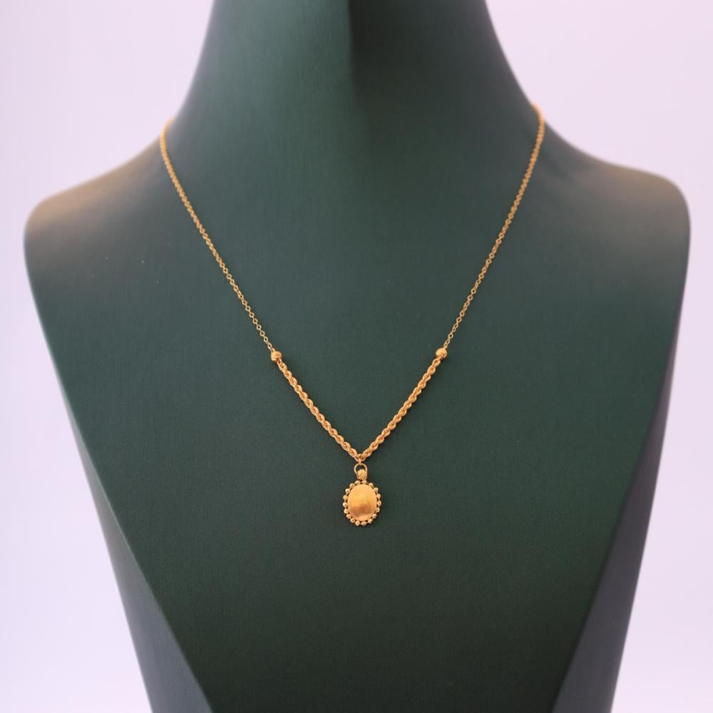 21 karat gold necklace