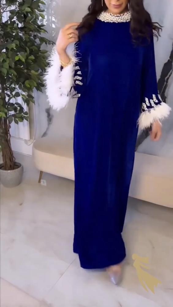 فستان سهرة خامة جوخ لولو واكمام ريش
