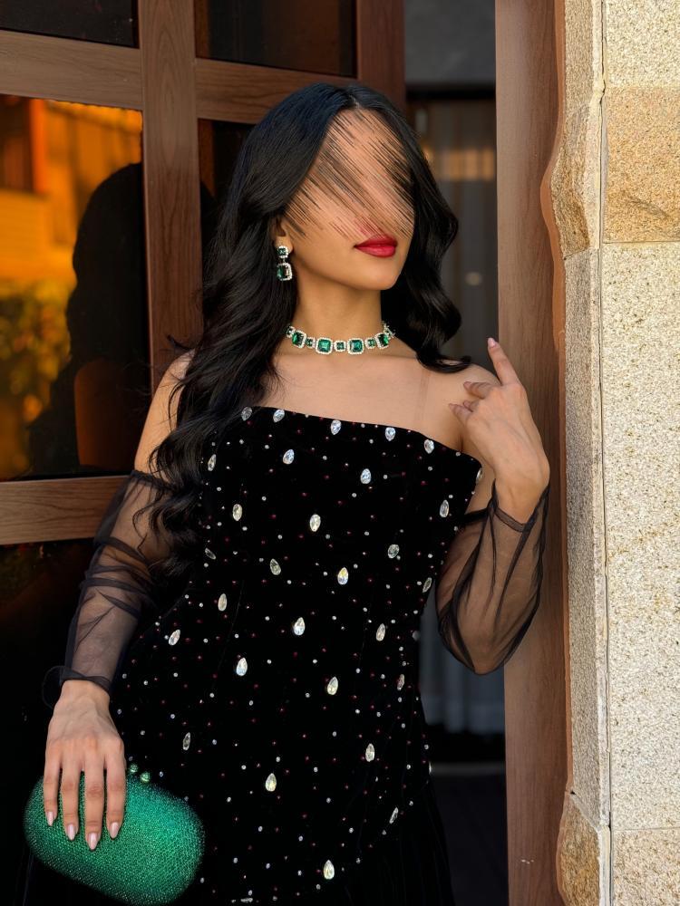 فستان سهرة مخمل انيق