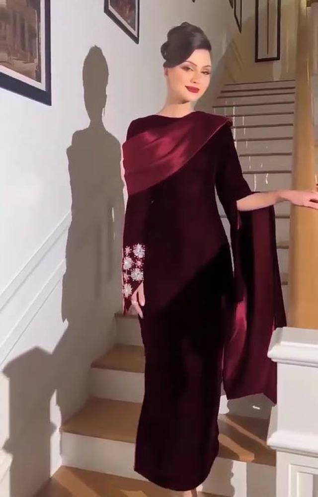 فستان مخمل