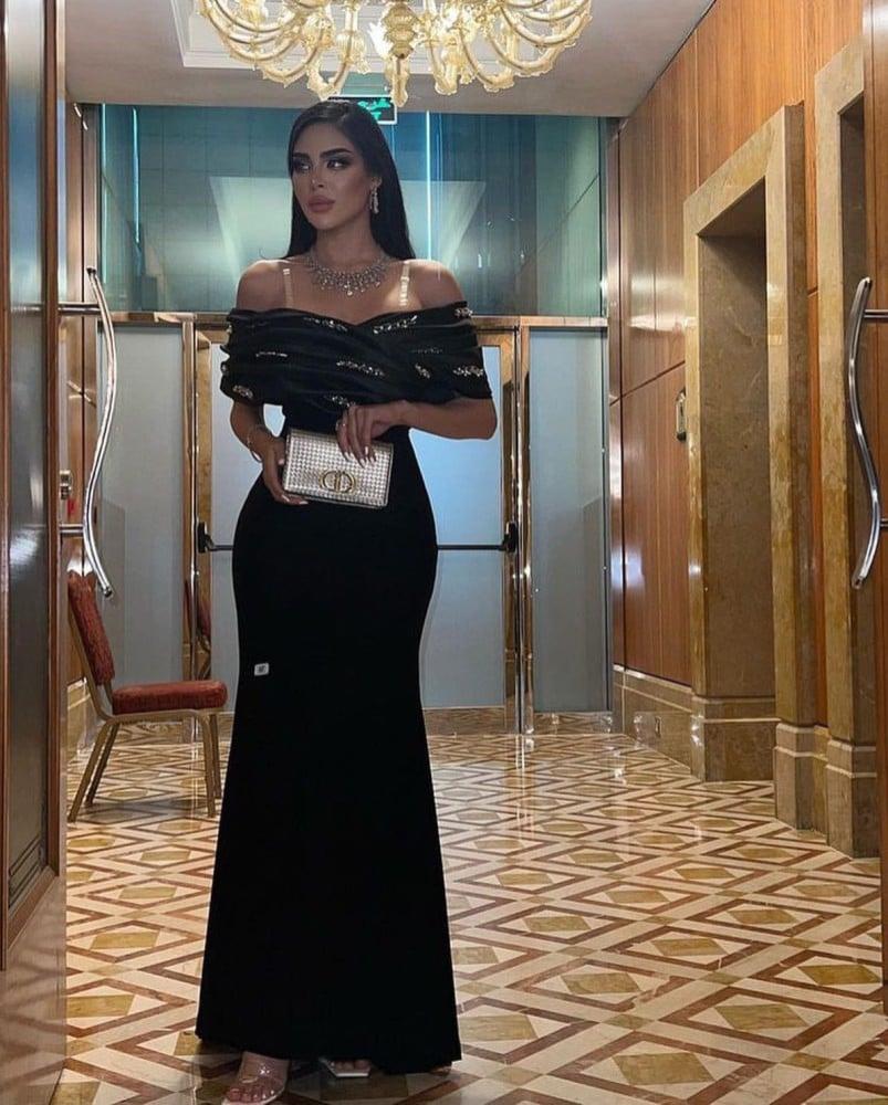 فستان سهرة انيق