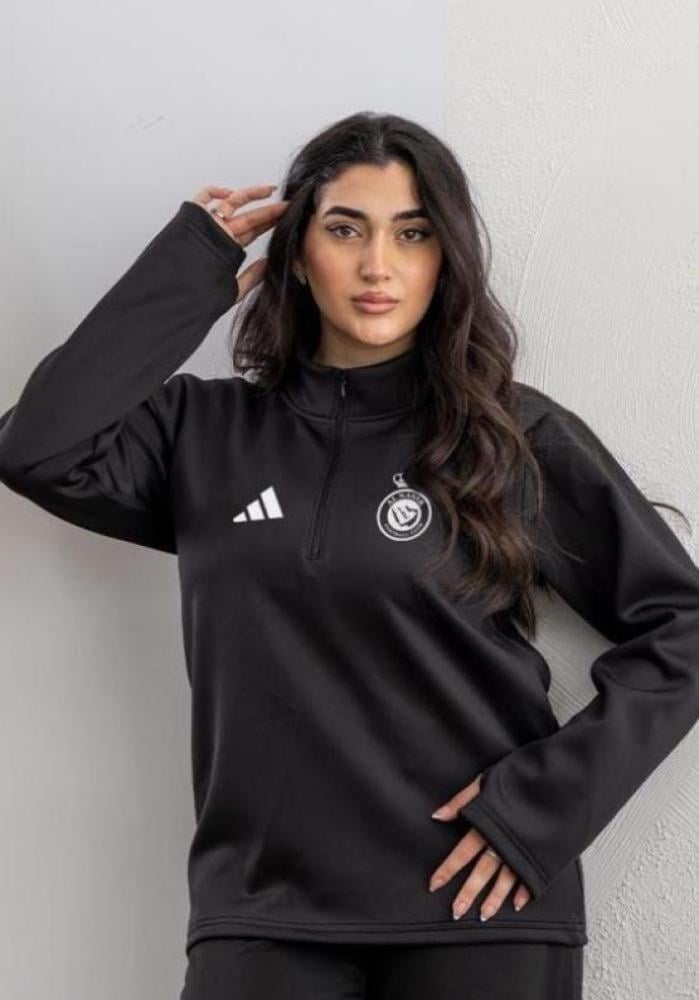 سويتر النصر العالمي لون اسود