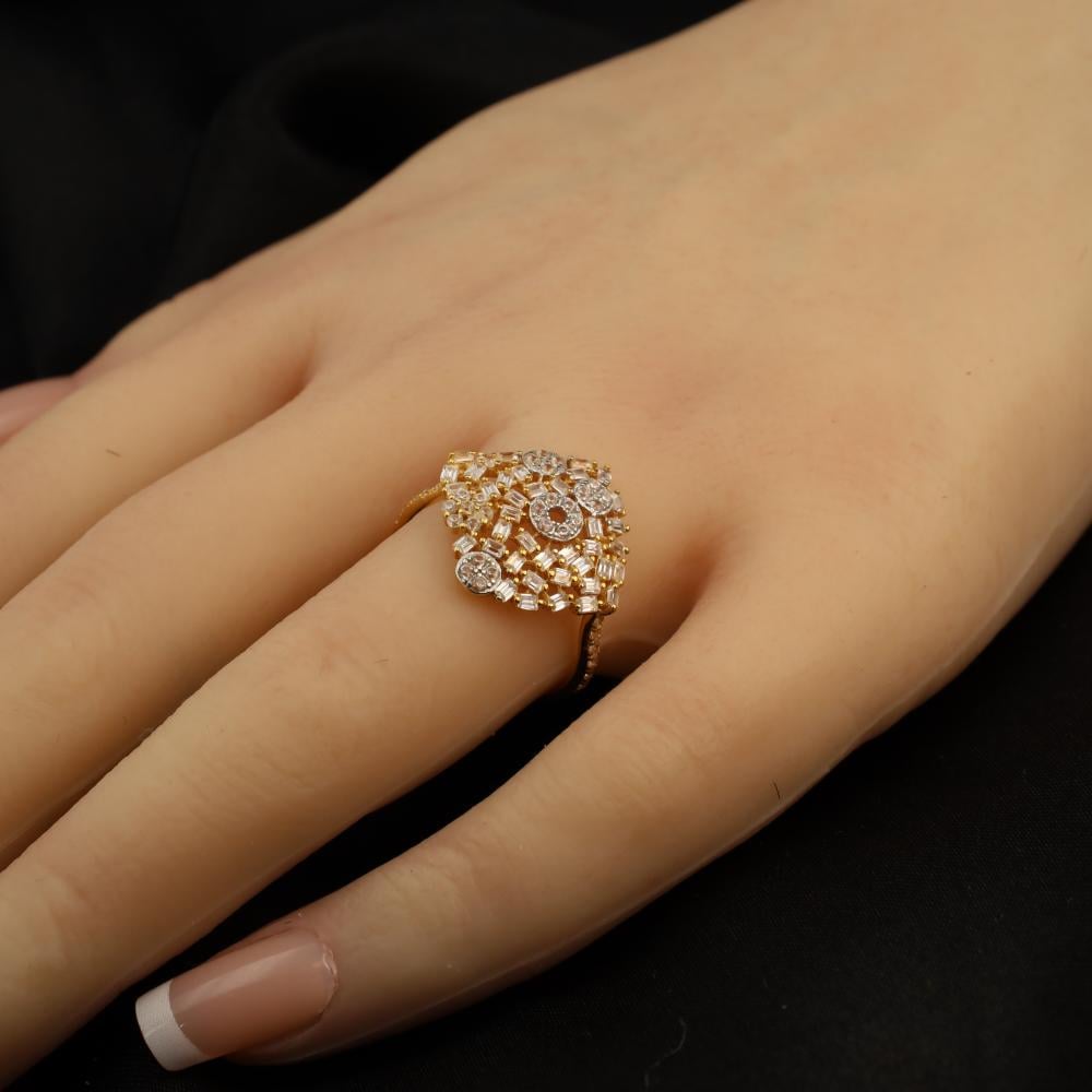 Lazurde gold ring decorated and studded with shiny round stones