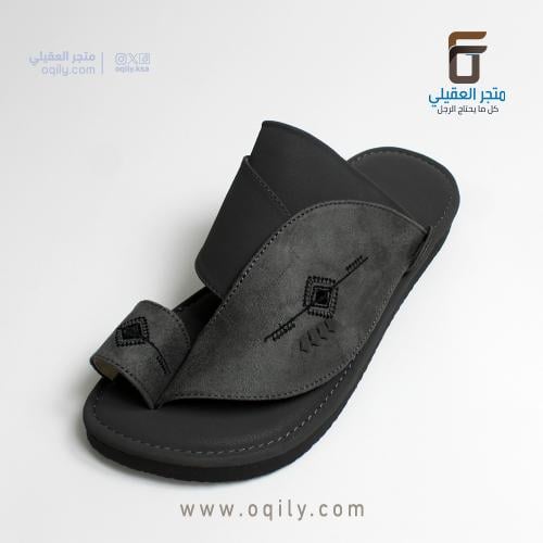 حذاء شرقي رجالي: فخامة تراثية