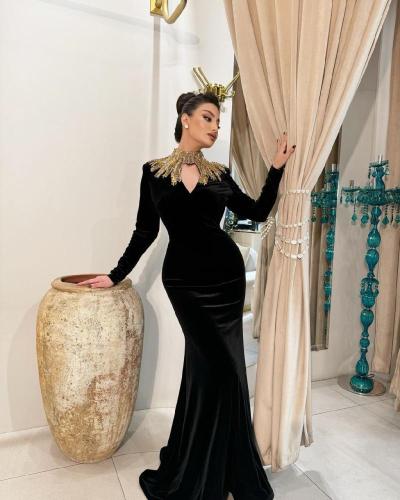 فستان سهره الخامه مخمل + تل + تطريز يدوي