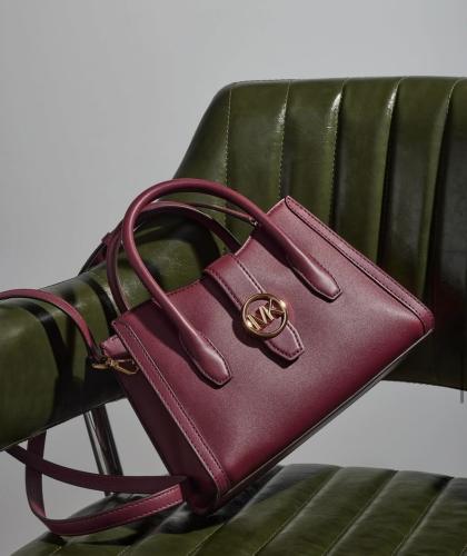 شنطه Michael kors