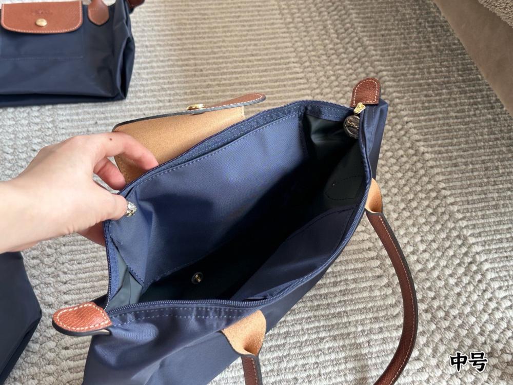 شنطة Longchamp ( طلبية خاصة )