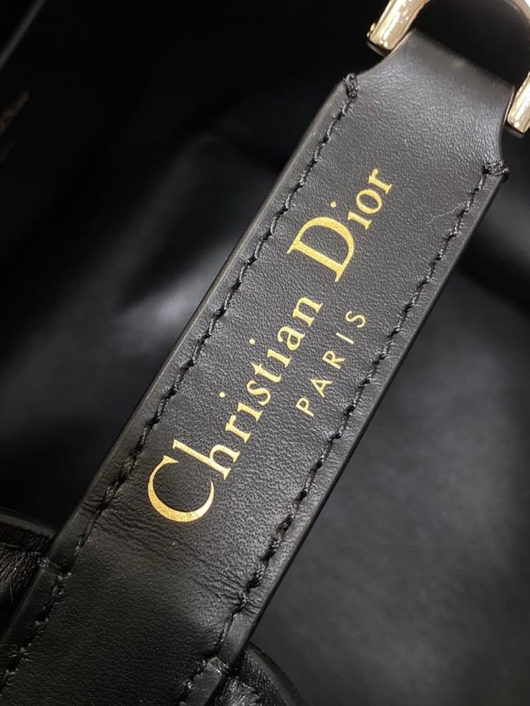 شنطة Dior ( طلبية خاصة )