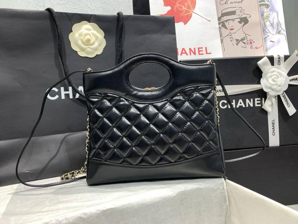 شنطة Chanel ( طلبية خاصة )