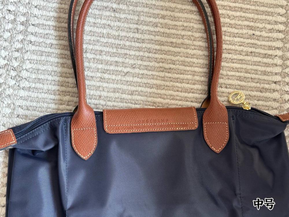 شنطة Longchamp ( طلبية خاصة )