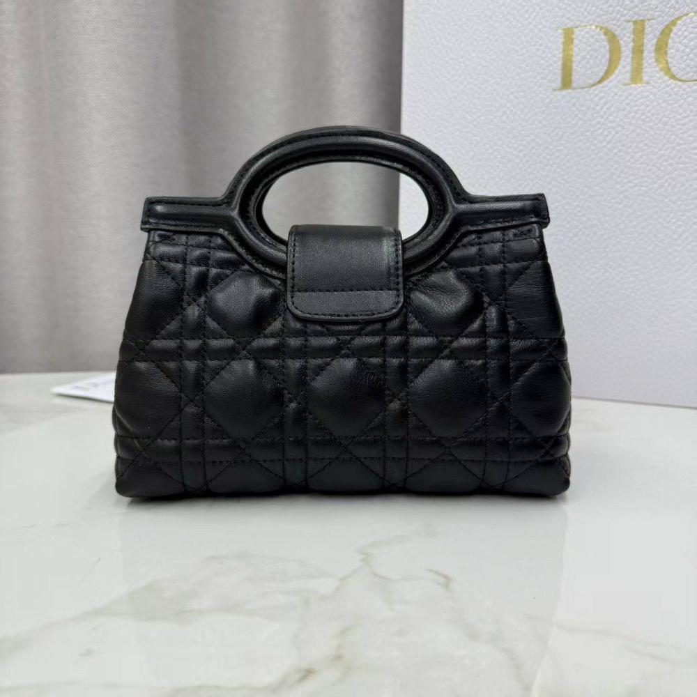 شنطة Dior ( طلبية خاصة )