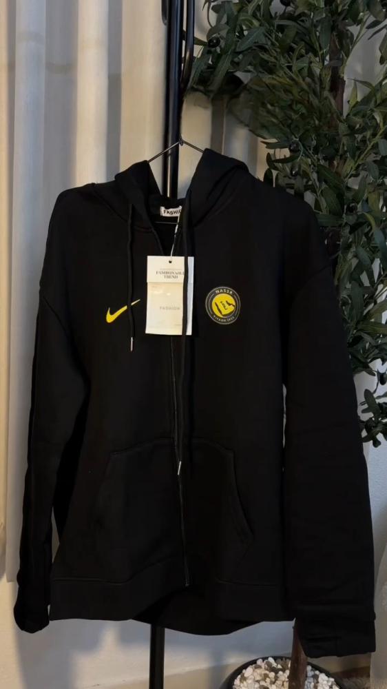 جاكيت النصر بشعار النصر الجديد