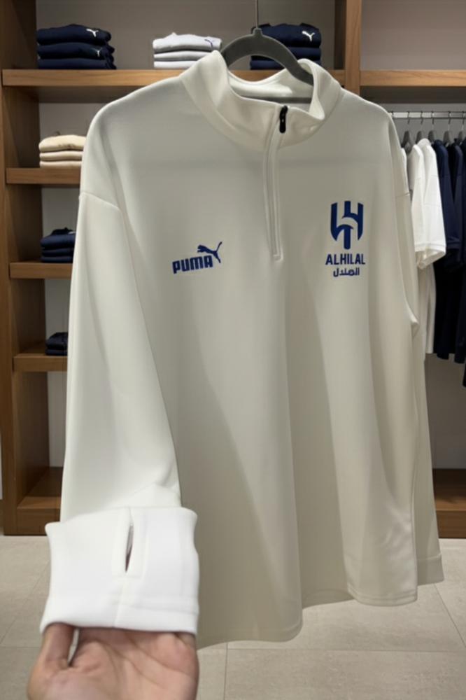 سويتر الهلال ابيض