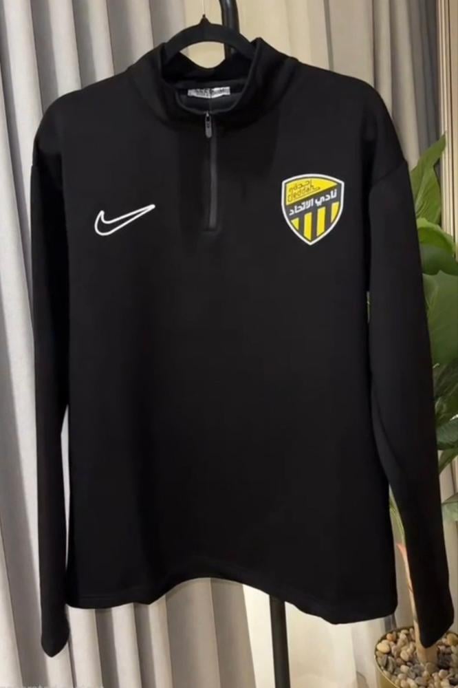 سويتر الإتحاد الجديد لون اسود