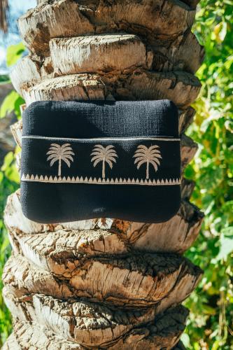 Palm Pouch