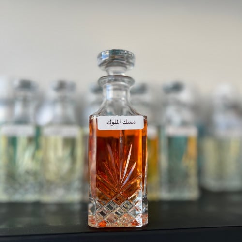 الملوك الفاخر ( مستوحى من عطر عود العظماء )
