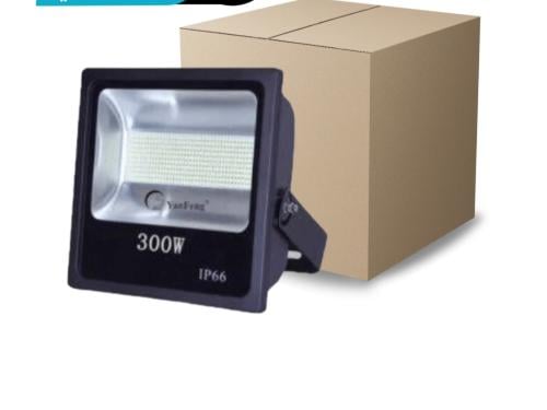 كرتون 5 حبه كشاف ليد خارجي 300 وات ابيض