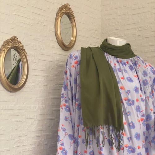 شرشف رداء الصلاة مورد بطرحة الكشمير - لف مفتوح - موف و أخضر