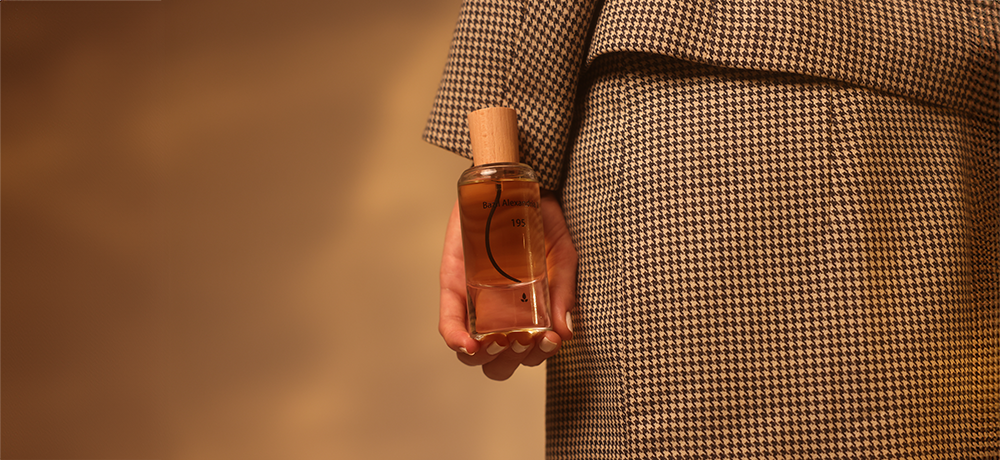 وش الفرق بين العطور المستوحاة والعطور المقلّدة؟