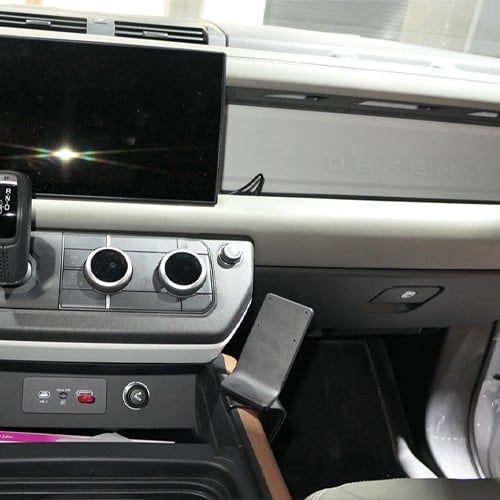 ستاند ديفندر 2020 / 2024