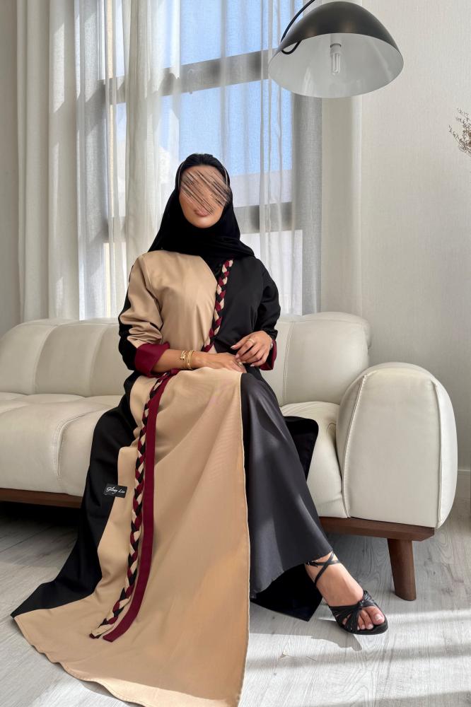 عباية كتان باللون اسود والبيج والعنابي القصه نص كلوش+ طرحه اسود بطرف بيج