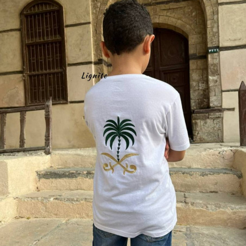 تيشيرت سيفين ونخلة